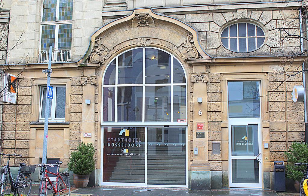 Stadthotel Duesseldorf Eksteriør bilde