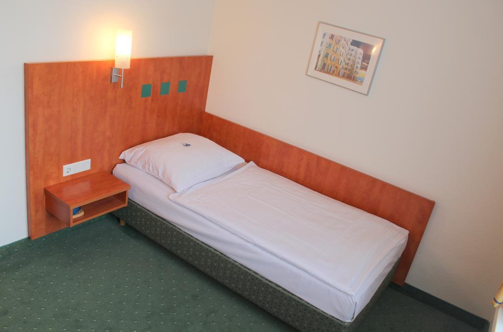 Stadthotel Duesseldorf Eksteriør bilde
